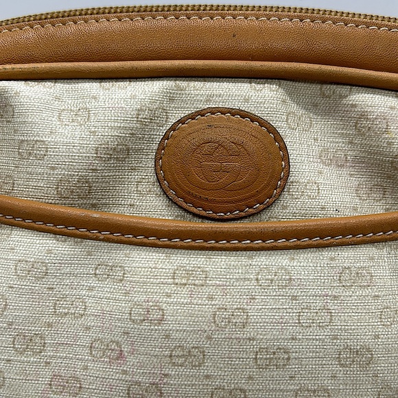 Gucci Authenticated Vintage Cream Leather GG Monogram Crossbody Purse Bag 🌸🌸 - Picture 3 of 12